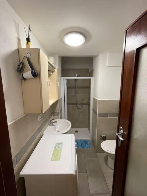 Appartamento Vicino Centro Турин Экстерьер фото